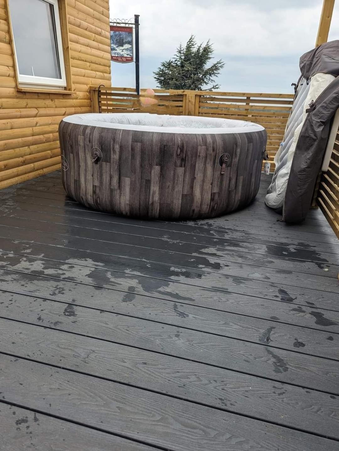 Tracey'S Hideaway - With Hot Tub & Amazing Views Hotel Llanasa Екстериор снимка